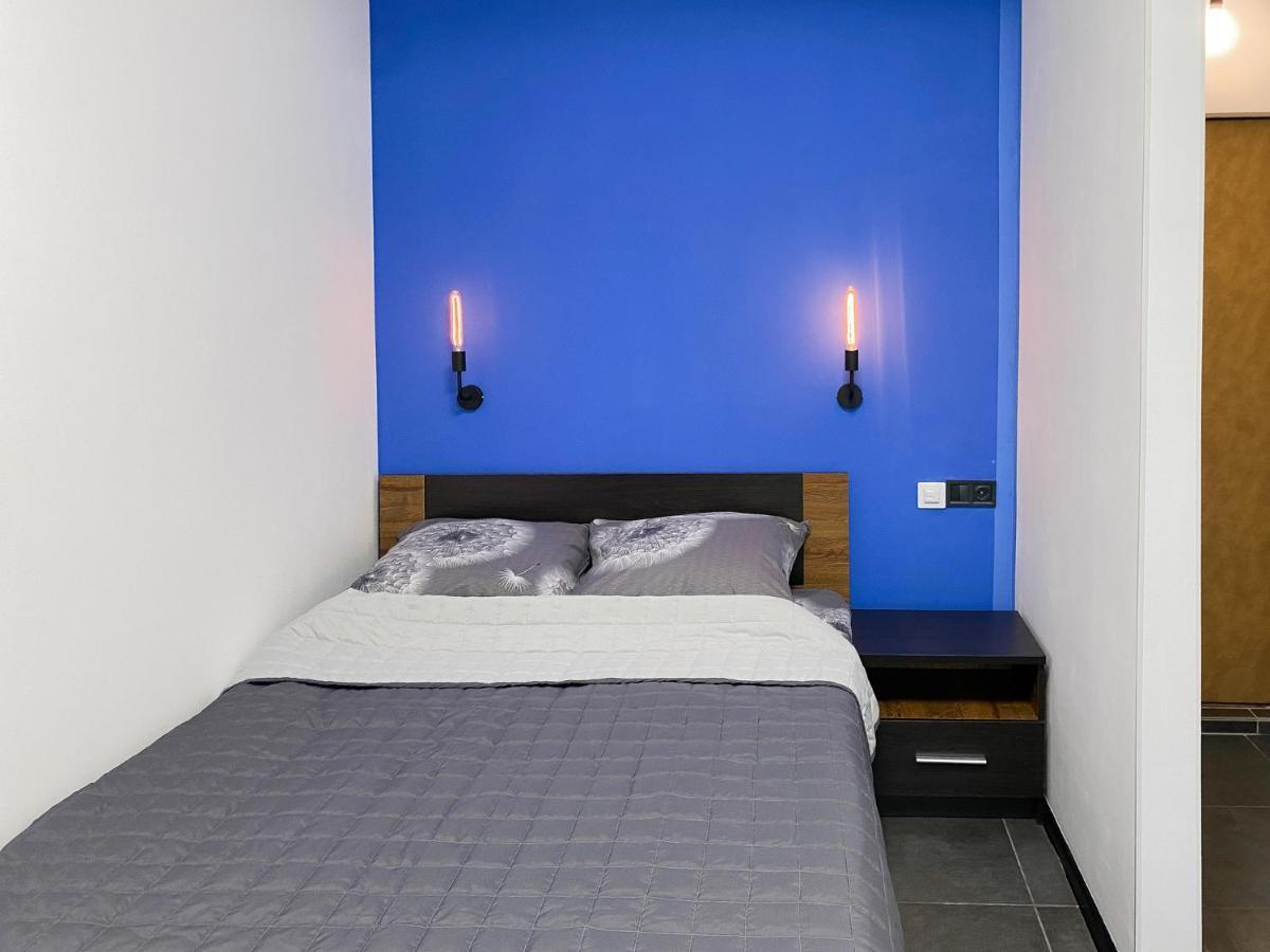 Urban Home Kiev Bagian luar foto